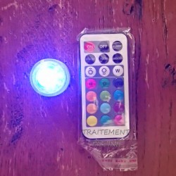 Boule LED étanche 13 couleurs avec télécommande "bleue"